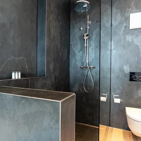 فندق Davos Inn (Adults Only) 3*