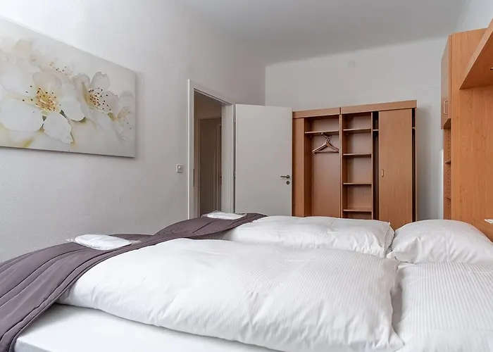 达斯宾馆 - 仅限成人 达沃斯