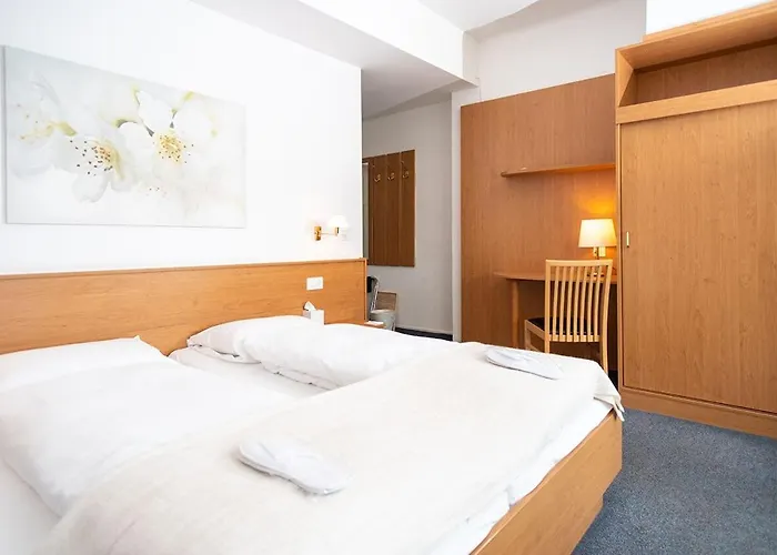 酒店 达斯宾馆 - 仅限成人