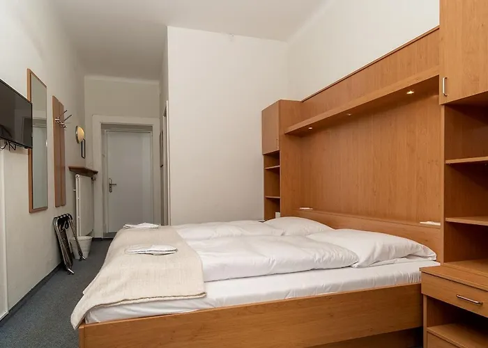 酒店 达斯宾馆 - 仅限成人